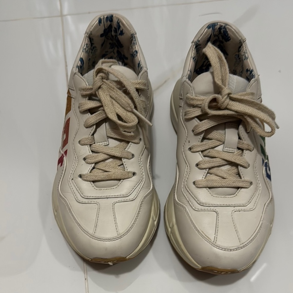 Gucci Women's Sneakers - Cream and Multicolor
